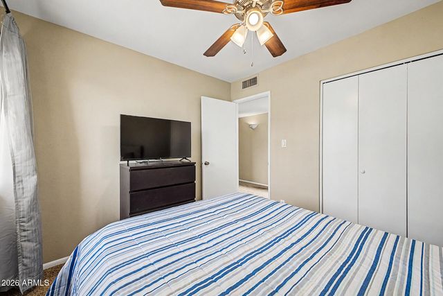 1127 W GROVERS Avenue, Phoenix, AZ 85023