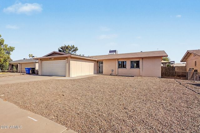 1127 W GROVERS Avenue, Phoenix, AZ 85023