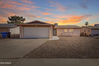 1127 W GROVERS Avenue, Phoenix, AZ 85023