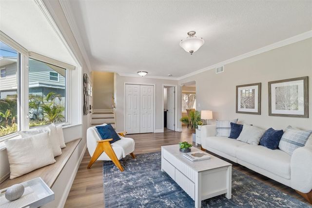 8402 BOXWOOD DRIVE, Tampa, FL 33615