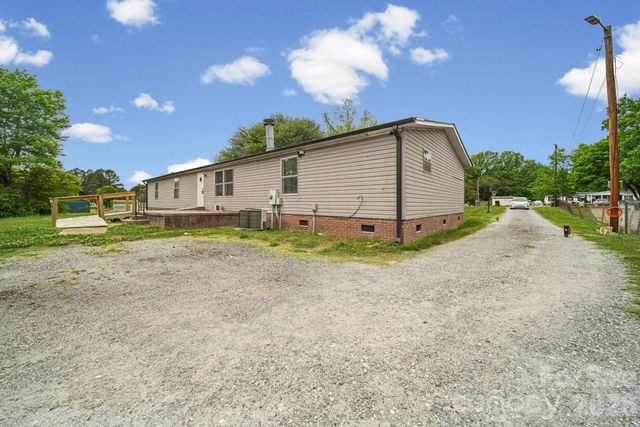 2411 Shoal Creek Church Road, Shelby, NC 28152