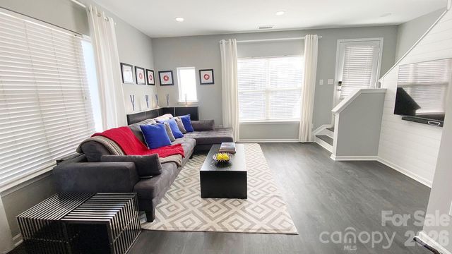 446 W Worthington Avenue, Charlotte, NC 28203