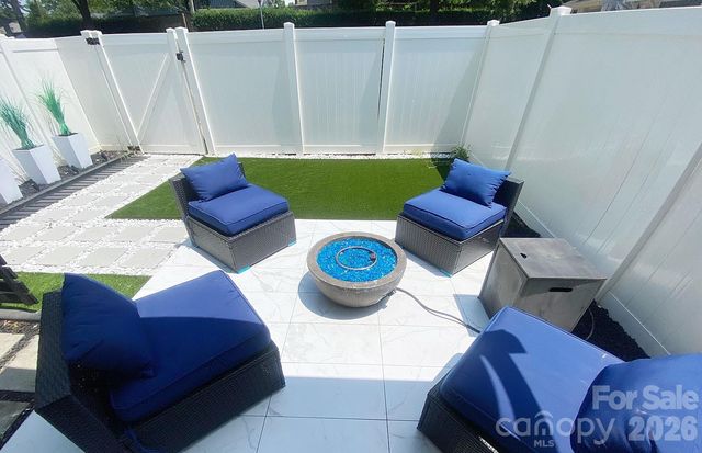 446 W Worthington Avenue, Charlotte, NC 28203