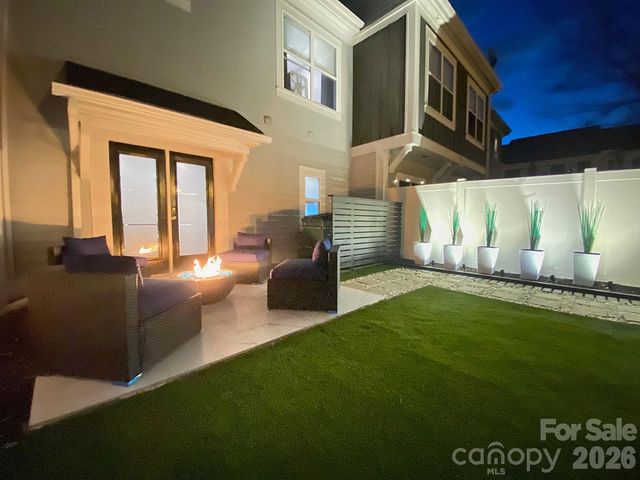 446 W Worthington Avenue, Charlotte, NC 28203