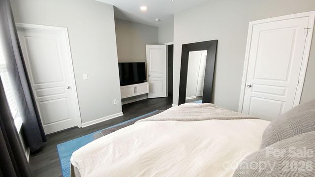 446 W Worthington Avenue, Charlotte, NC 28203