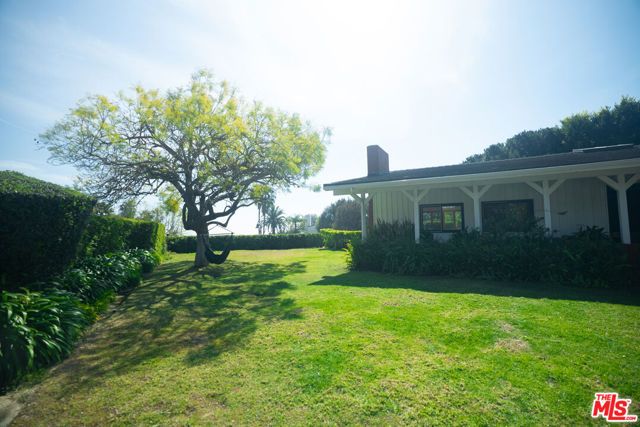 3825 Malibu Country Drive, Malibu, CA 90265