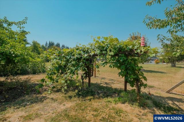 1704 62nd Av SE, Salem, OR 97317
