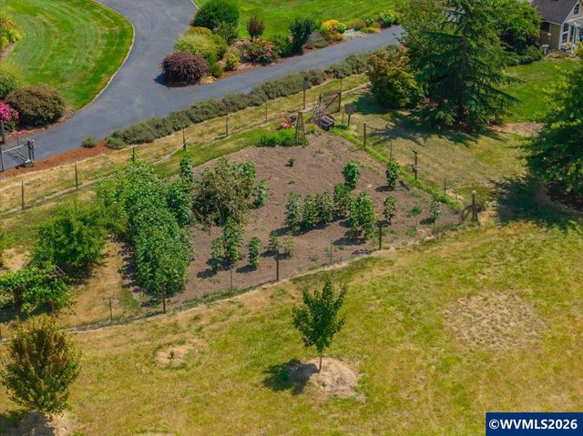 1704 62nd Av SE, Salem, OR 97317