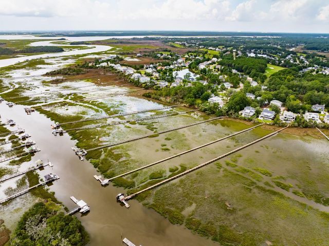 2809 Parkers Landing Road, Mount Pleasant, SC 29466