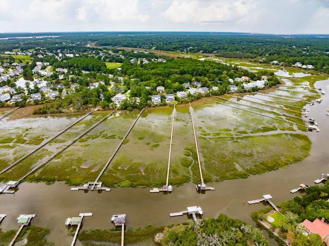 2809 Parkers Landing Road, Mount Pleasant, SC 29466