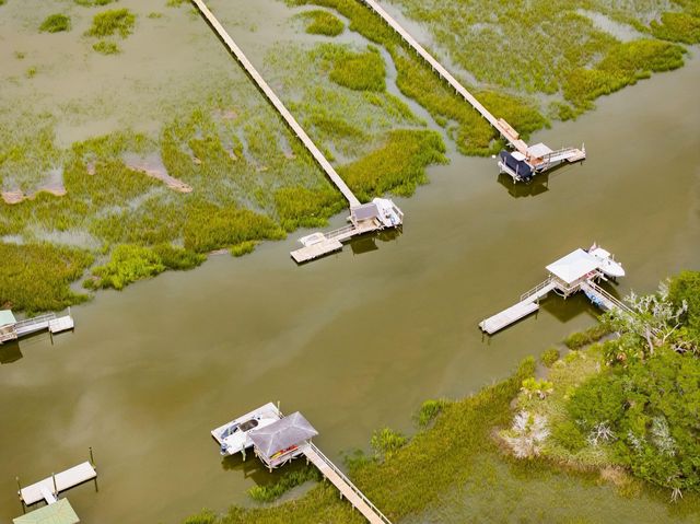 2809 Parkers Landing Road, Mount Pleasant, SC 29466
