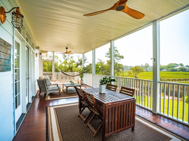 2809 Parkers Landing Road, Mount Pleasant, SC 29466