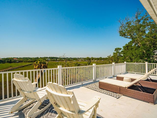 2809 Parkers Landing Road, Mount Pleasant, SC 29466