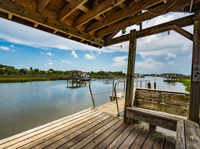 2809 Parkers Landing Road, Mount Pleasant, SC 29466