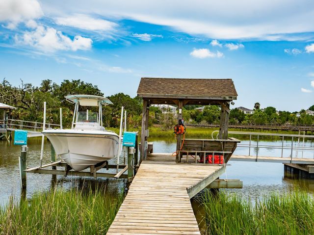 2809 Parkers Landing Road, Mount Pleasant, SC 29466
