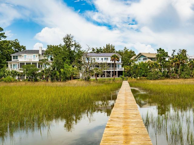 2809 Parkers Landing Road, Mount Pleasant, SC 29466