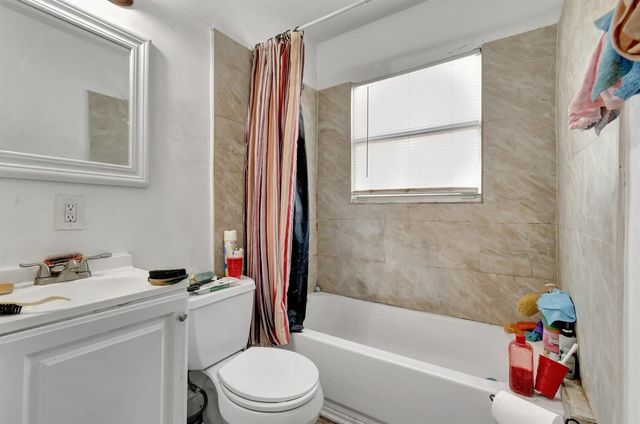 805 20th Street A,b,c, West Palm Beach, FL 33407