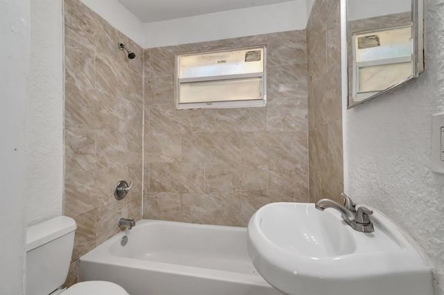 805 20th Street A,b,c, West Palm Beach, FL 33407