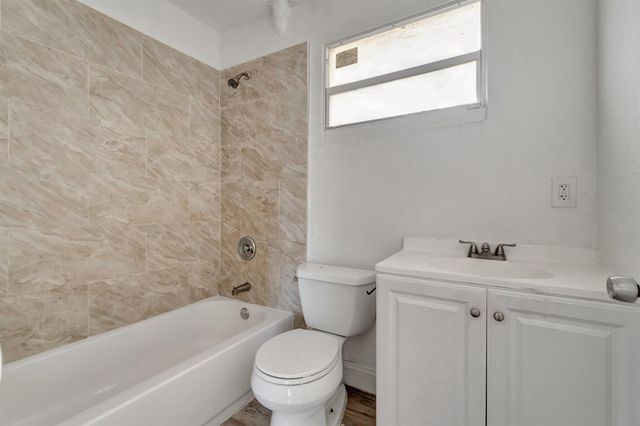 805 20th Street A,b,c, West Palm Beach, FL 33407