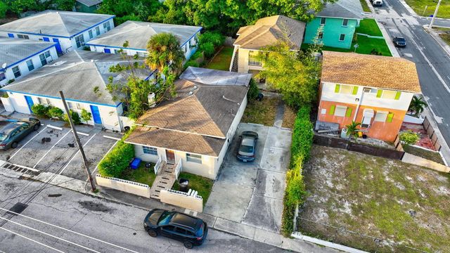 805 20th Street A,b,c, West Palm Beach, FL 33407