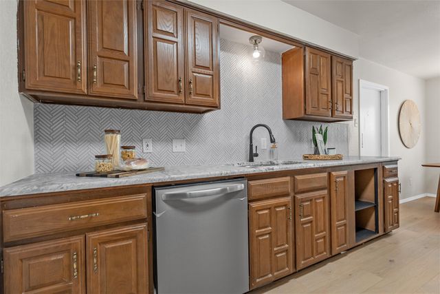 2314 Melissa Drive, Waco, TX 76708