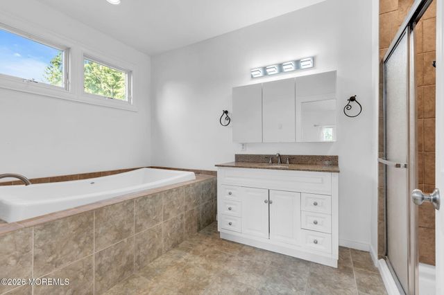 46 Shephard Drive, Middletown, NJ 07748