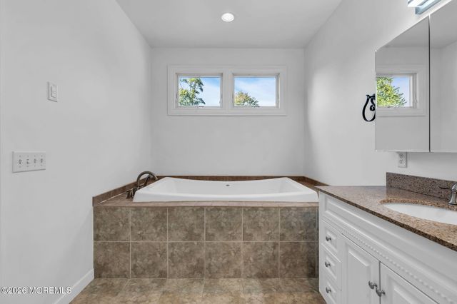46 Shephard Drive, Middletown, NJ 07748
