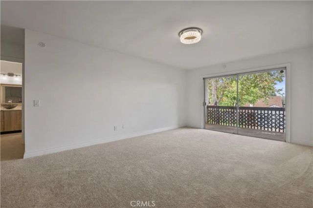23515 Lyons 281, Valencia, CA 91355