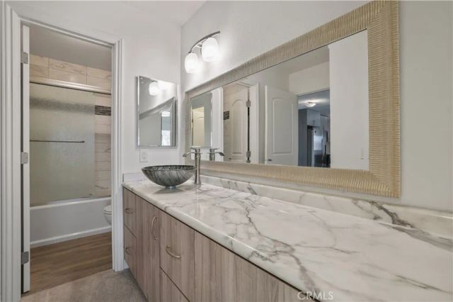 23515 Lyons 281, Valencia, CA 91355