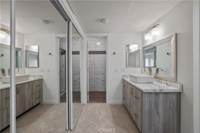 23515 Lyons 281, Valencia, CA 91355