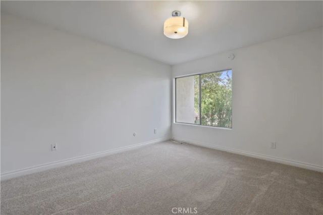 23515 Lyons 281, Valencia, CA 91355