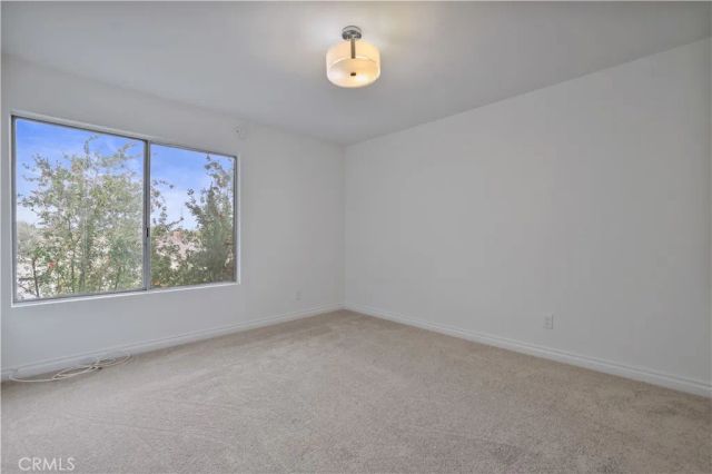 23515 Lyons 281, Valencia, CA 91355