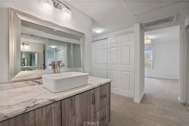 23515 Lyons 281, Valencia, CA 91355