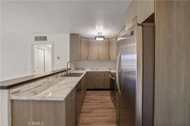 23515 Lyons 281, Valencia, CA 91355