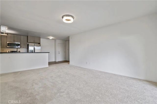 23515 Lyons 281, Valencia, CA 91355