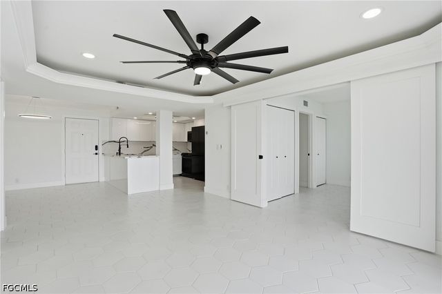 2885 Palm Beach BLVD 402, Fort Myers, FL 33916