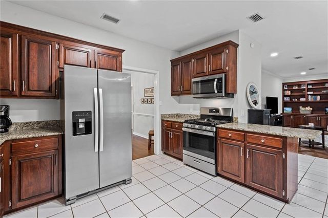 8037 St Jude Circle S, Mobile, AL 36695