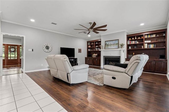 8037 St Jude Circle S, Mobile, AL 36695