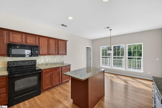 215 Brenleigh Court, Simpsonville, SC 29680