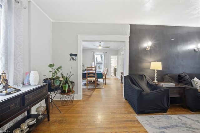 1725 Canton AVE, Norfolk, VA 23523