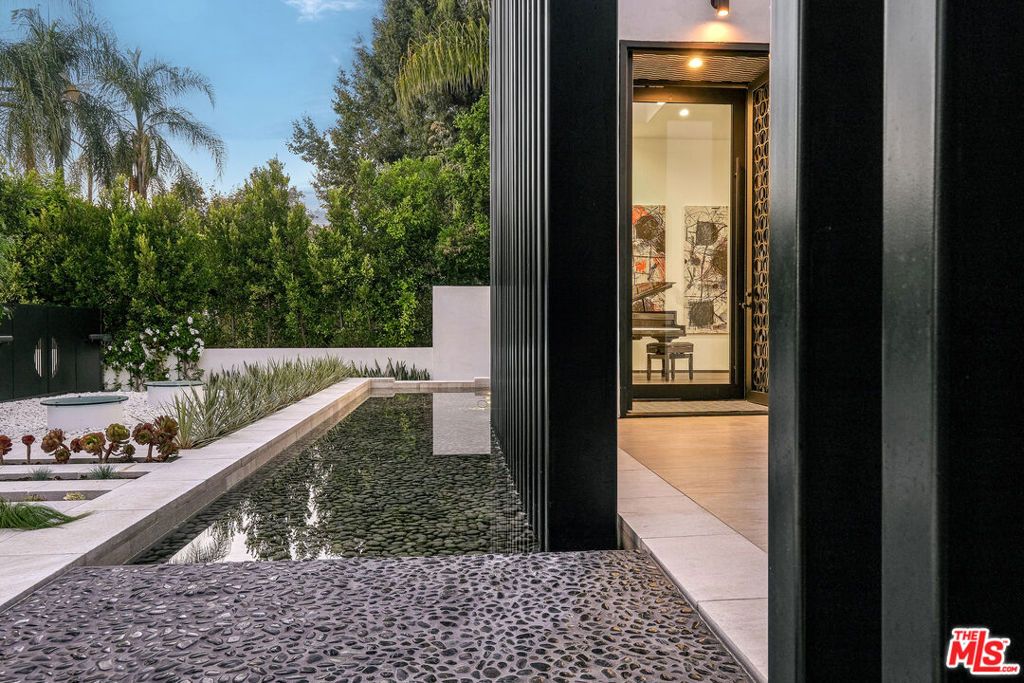 810 N Orlando Avenue, Los Angeles, CA 90069 — photo 4