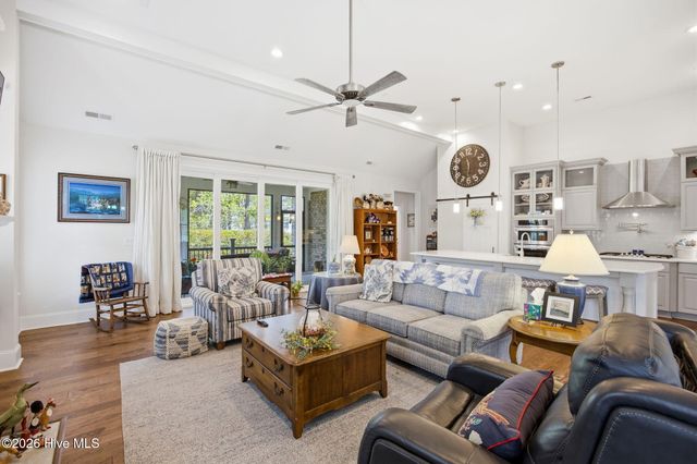 6661 Summerhill Glen SW, Ocean Isle Beach, NC 28469