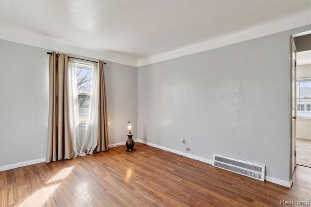 26607 Monticello Street, Inkster, MI 48141