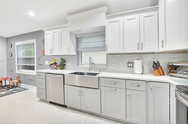 22687 Royal Crown Terrace E, Boca Raton, FL 33433
