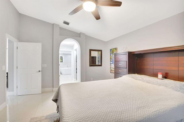 22687 Royal Crown Terrace E, Boca Raton, FL 33433