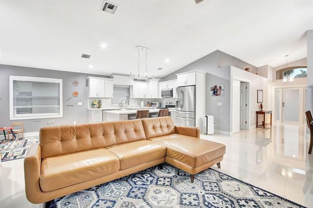 22687 Royal Crown Terrace E, Boca Raton, FL 33433