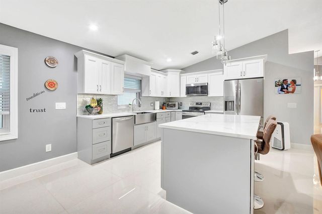 22687 Royal Crown Terrace E, Boca Raton, FL 33433