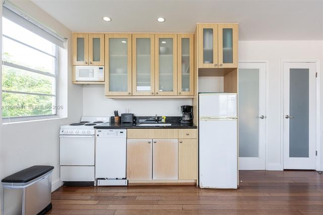420 15th Street 307, Miami Beach, FL 33139
