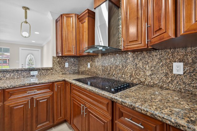 933 SE 2nd Street, Belle Glade, FL 33430