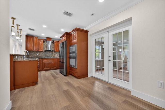 933 SE 2nd Street, Belle Glade, FL 33430